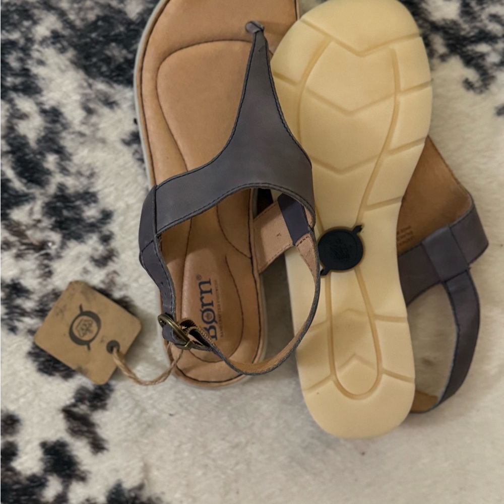 Born Taupe Leather T-Strap Sandals